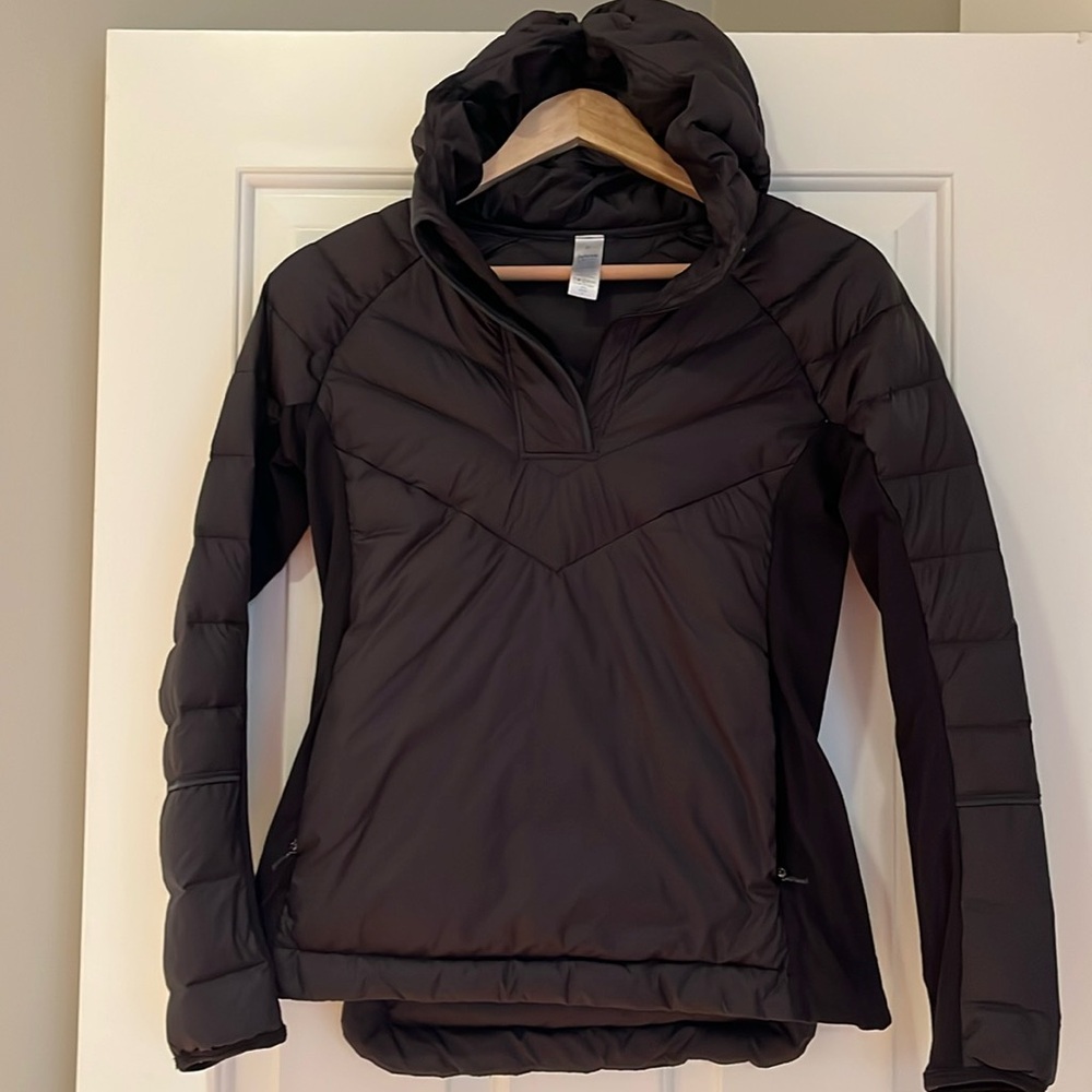 Ivivva pullover, lightweight jacket